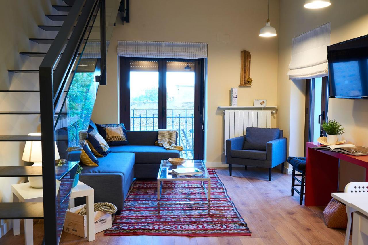 Apartamentos San Pablo Caces エクステリア 写真
