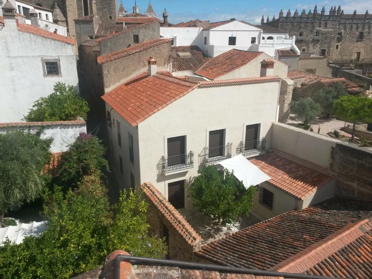 Apartamentos San Pablo Caces エクステリア 写真