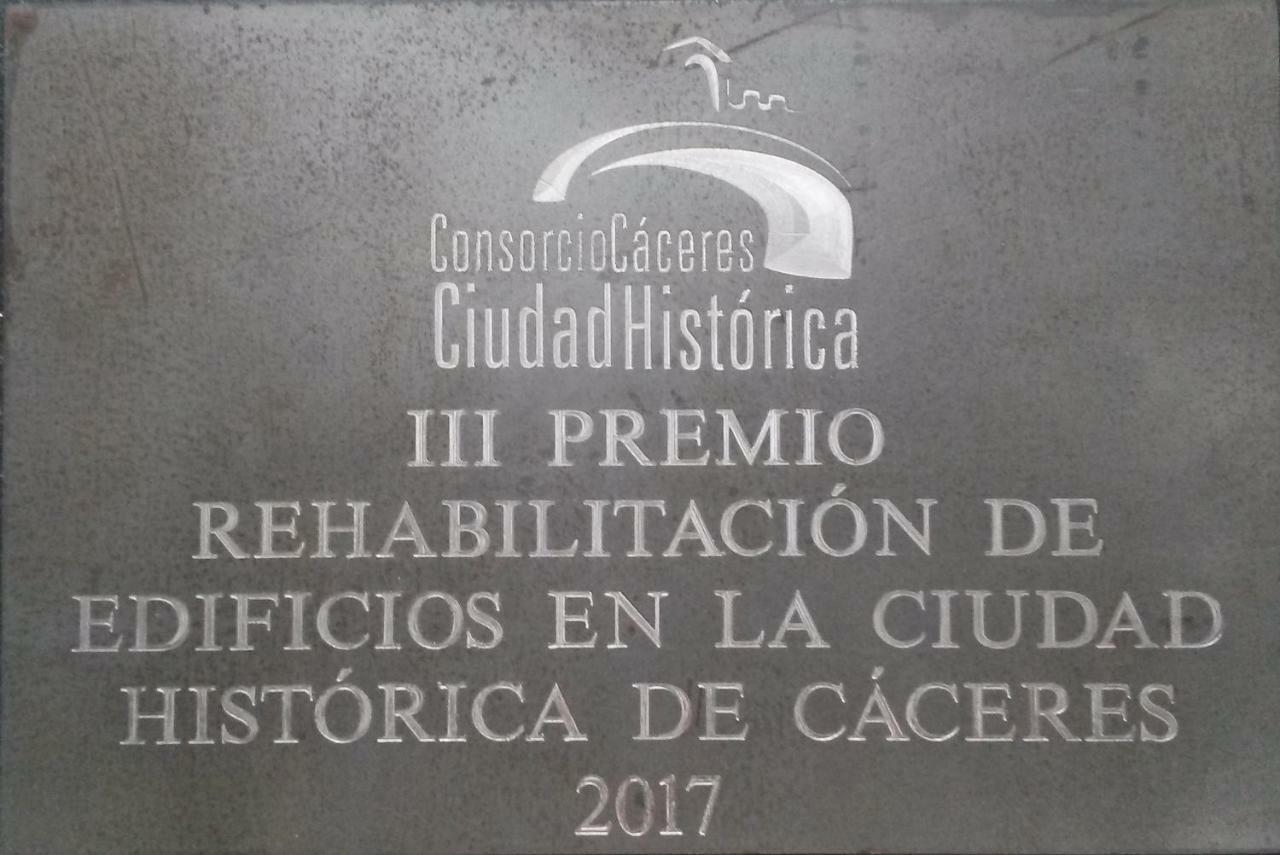 Apartamentos San Pablo Caces エクステリア 写真
